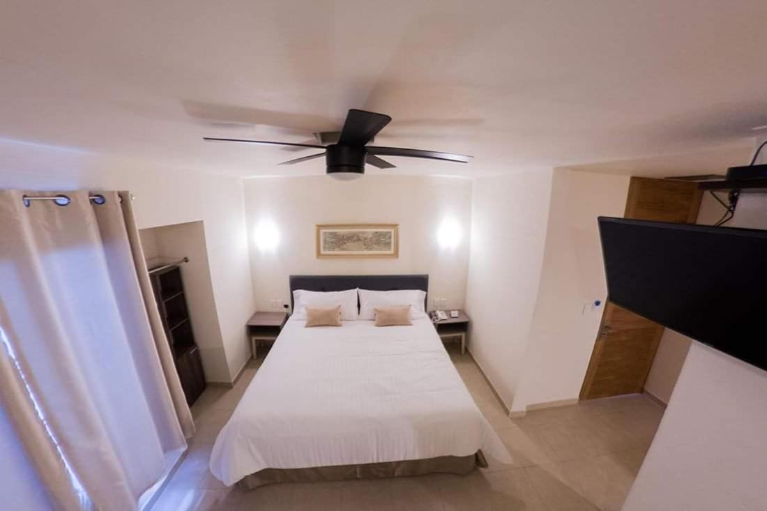 Hotel Siena Pénjamo Dış mekan fotoğraf