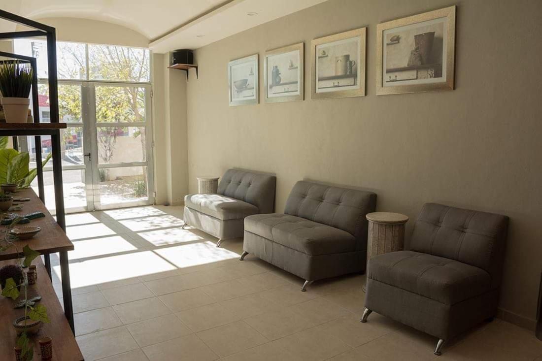 Hotel Siena Pénjamo Dış mekan fotoğraf