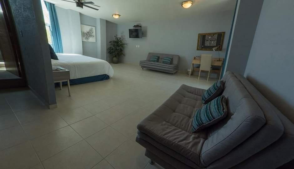 Hotel Siena Pénjamo Dış mekan fotoğraf