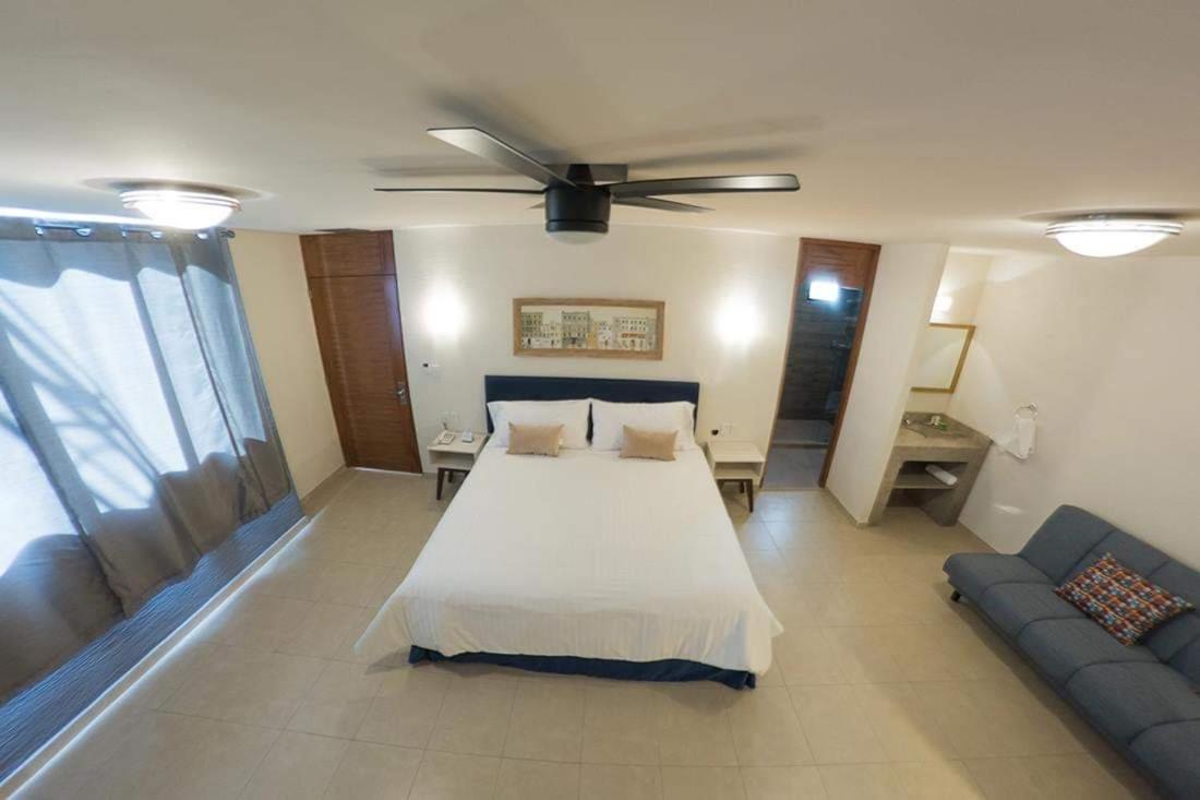 Hotel Siena Pénjamo Dış mekan fotoğraf