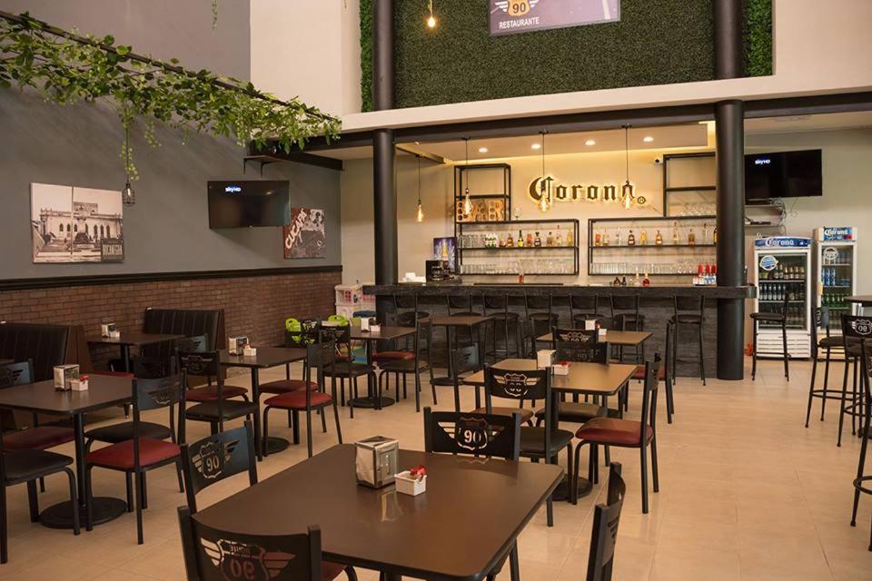 Hotel Siena Pénjamo Dış mekan fotoğraf