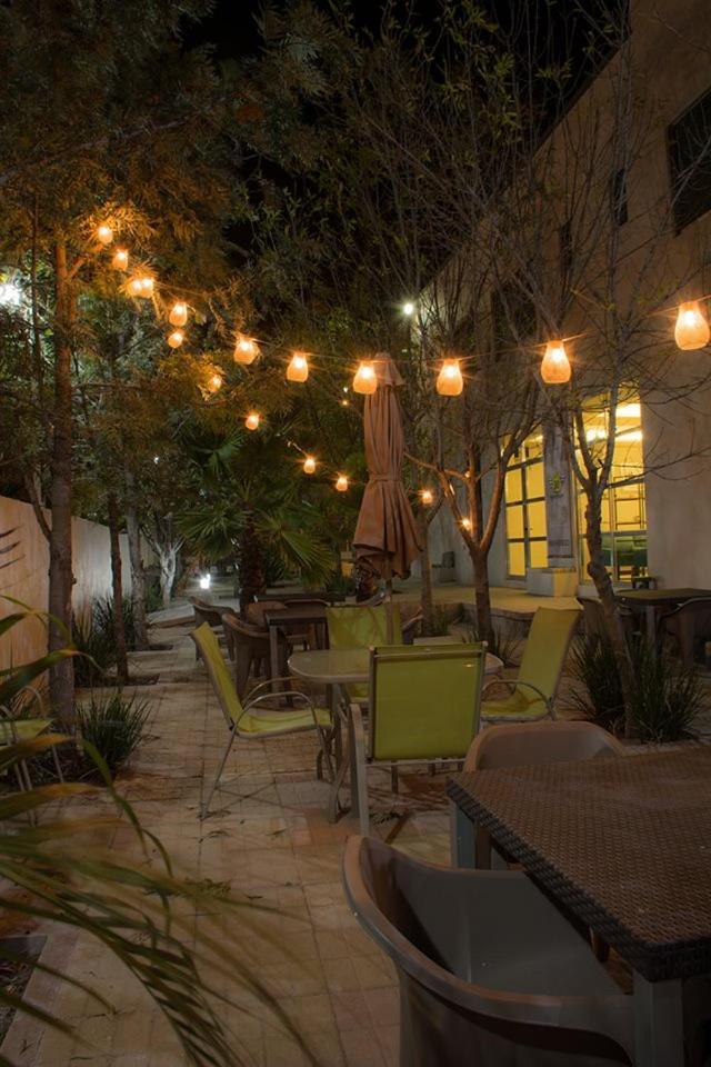 Hotel Siena Pénjamo Dış mekan fotoğraf